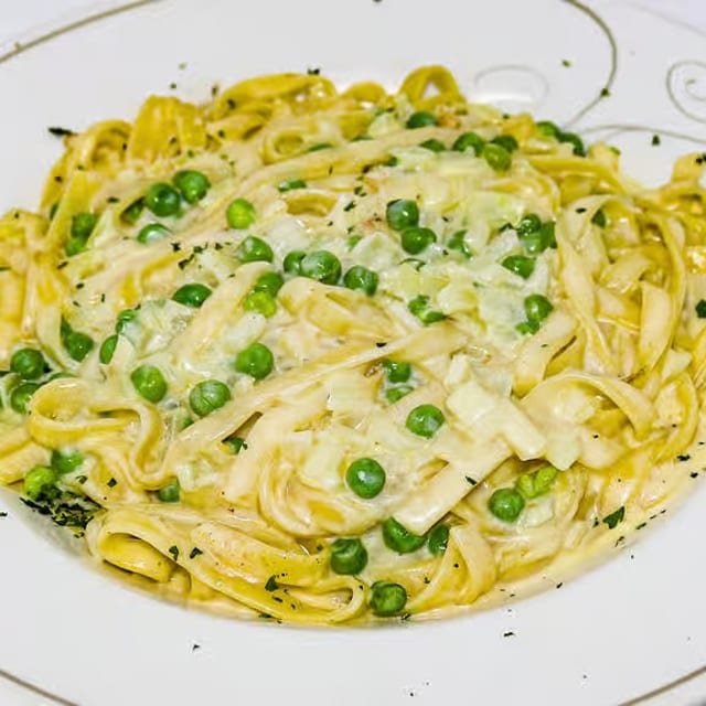 Fettuccine Alfredo.